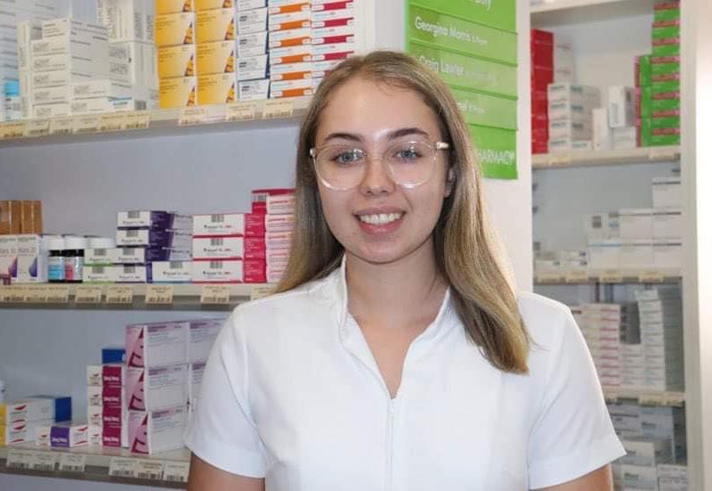 Georgina Morris from LiveLife Pharmacy Bowen Healthcare is one of four Finalists in the MIMS / Guild Intern of the Year 2022 Award